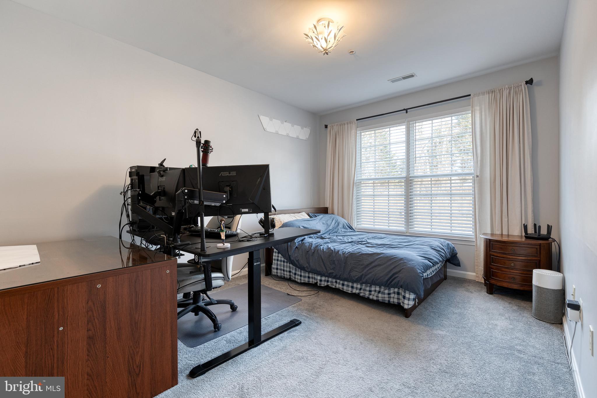 HIGH VIEW AT HUNT VALLEY - Residential