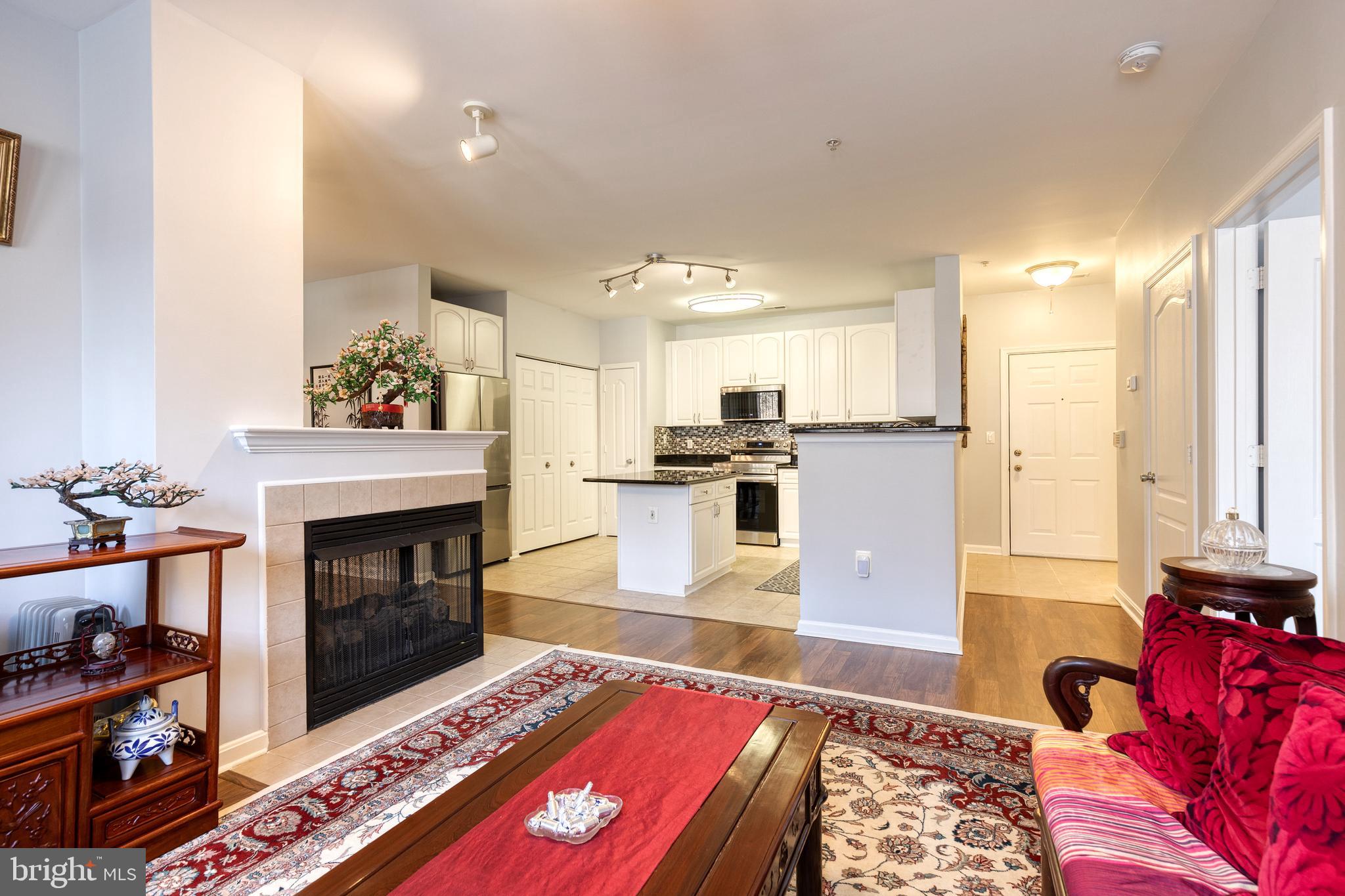 HIGH VIEW AT HUNT VALLEY - Residential