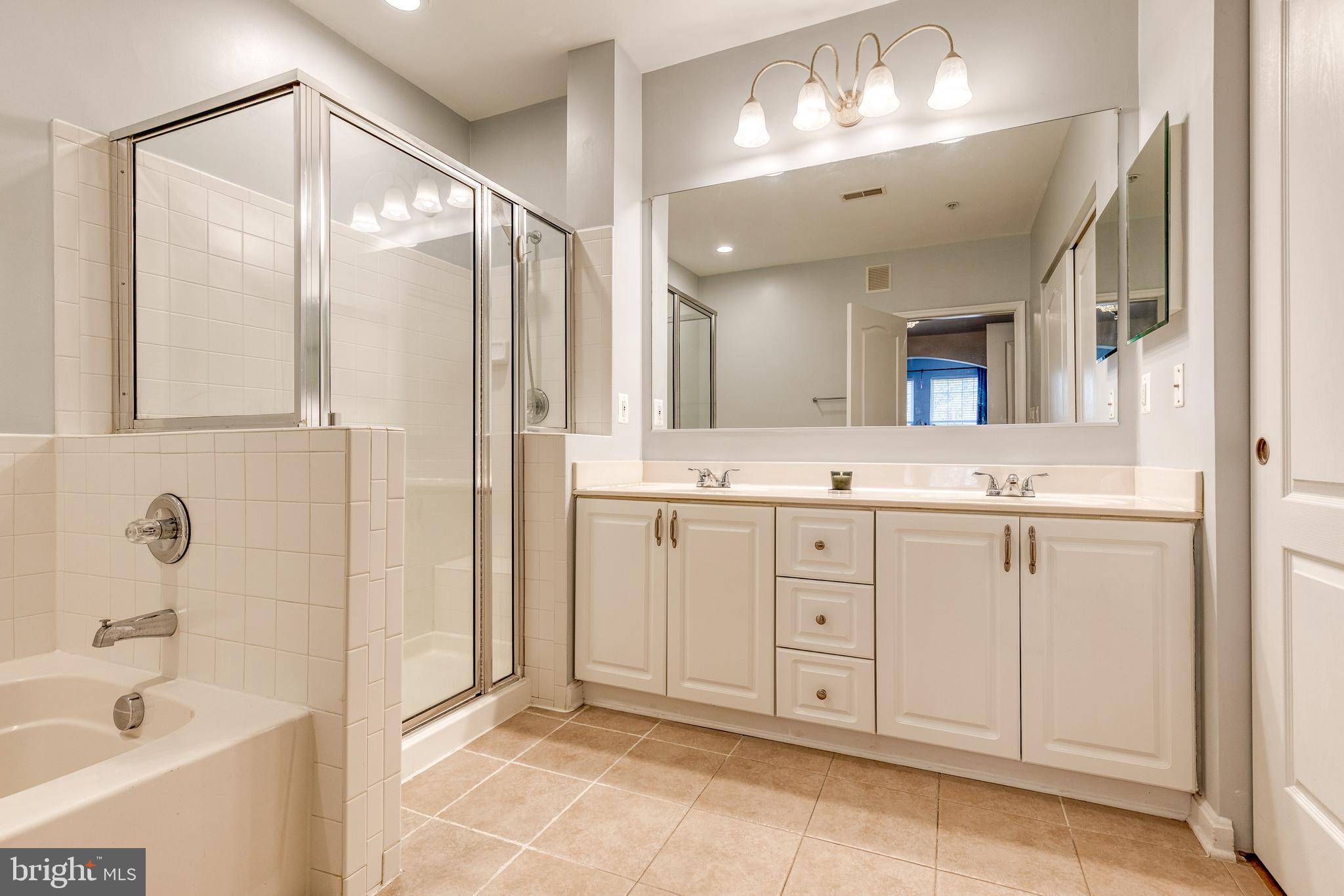 HIGH VIEW AT HUNT VALLEY - Residential