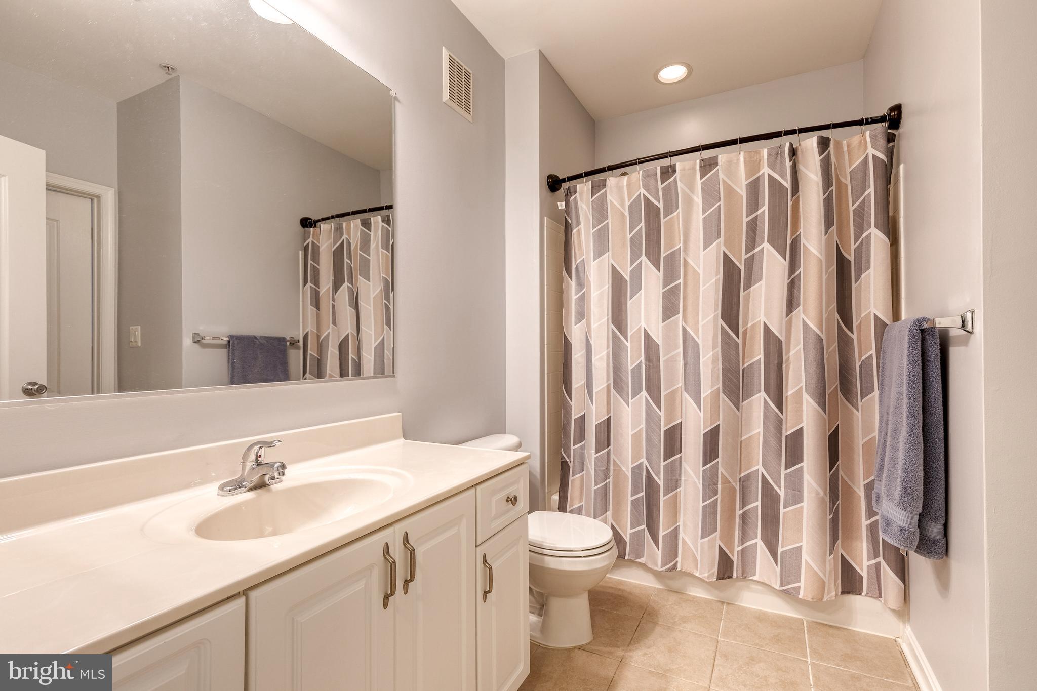 HIGH VIEW AT HUNT VALLEY - Residential