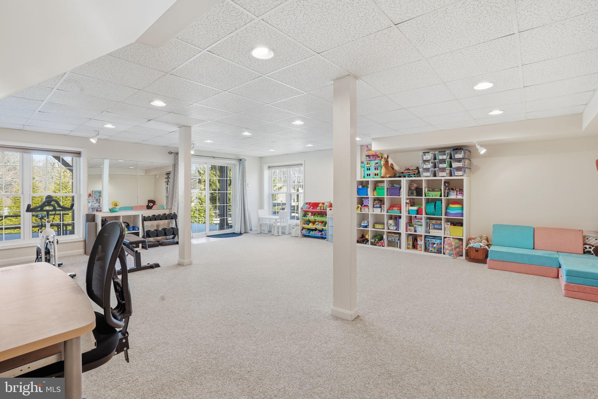 DULANEY GATE - Residential