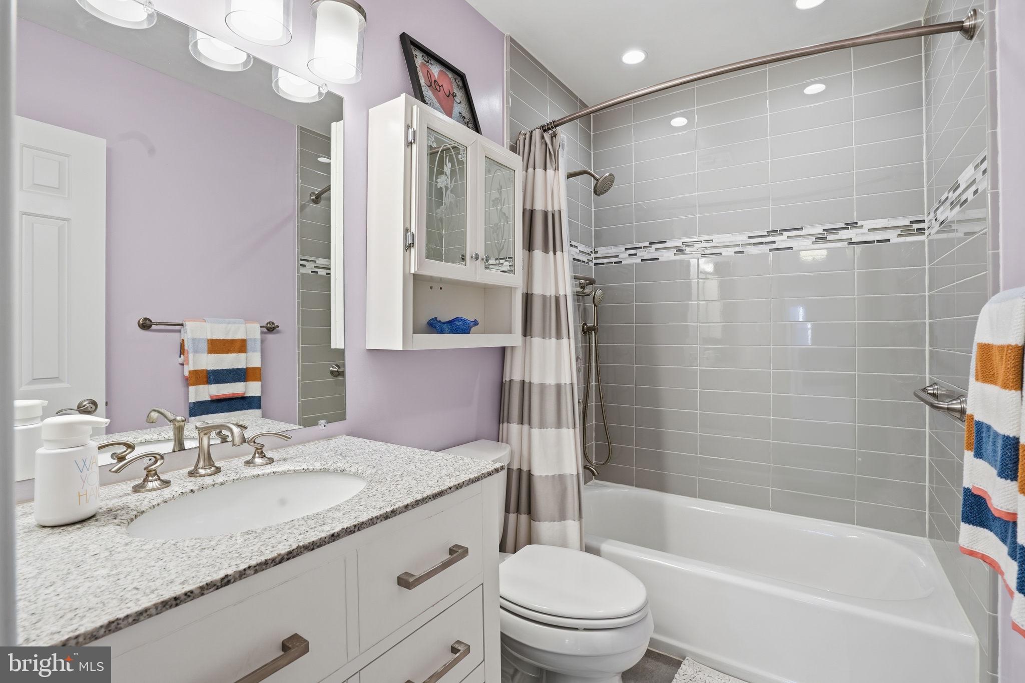 DULANEY GATE - Residential