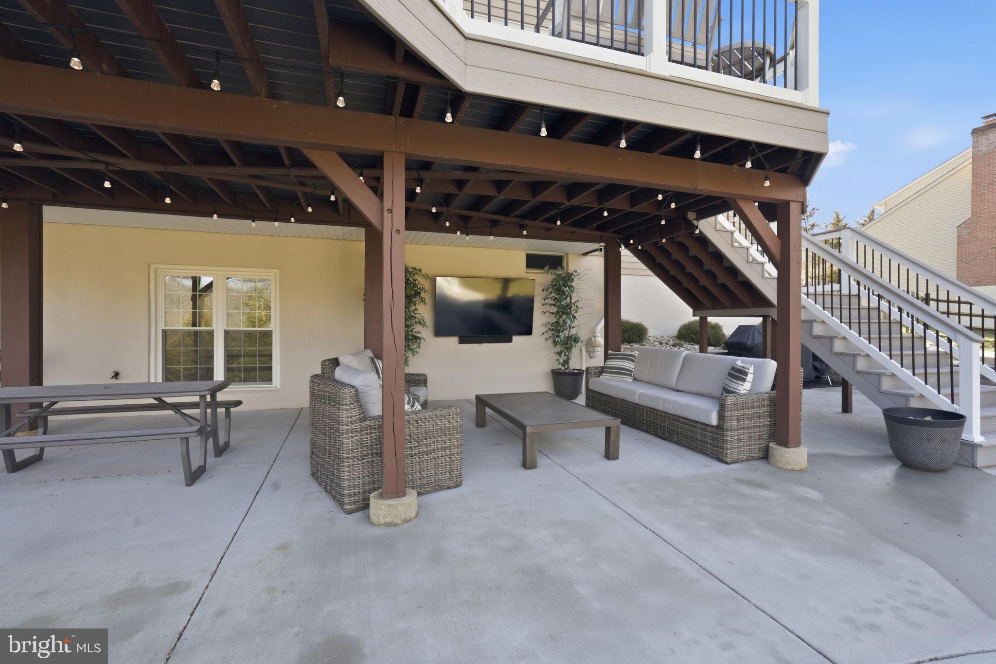 DULANEY GATE - Residential