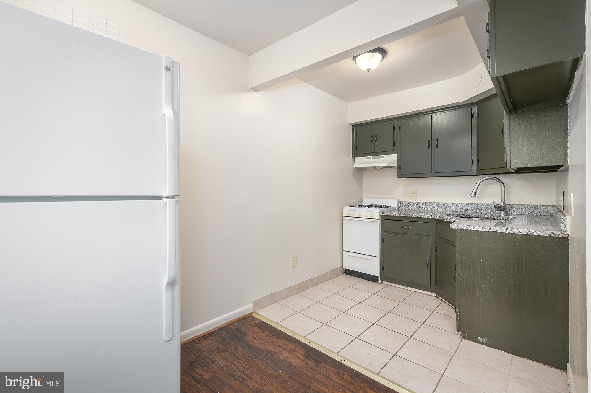 BOOTH-BOYD - Residential Lease