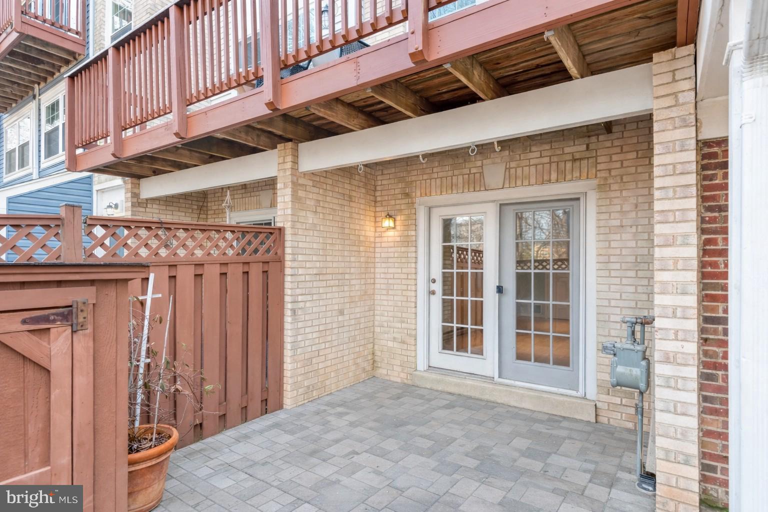 CARRIAGE PARK - Residential