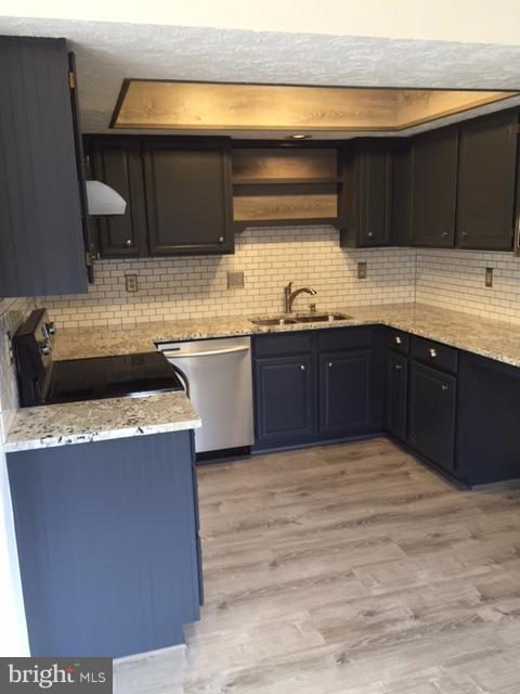 BALLENGER CREEK MEADOWS - Residential Lease