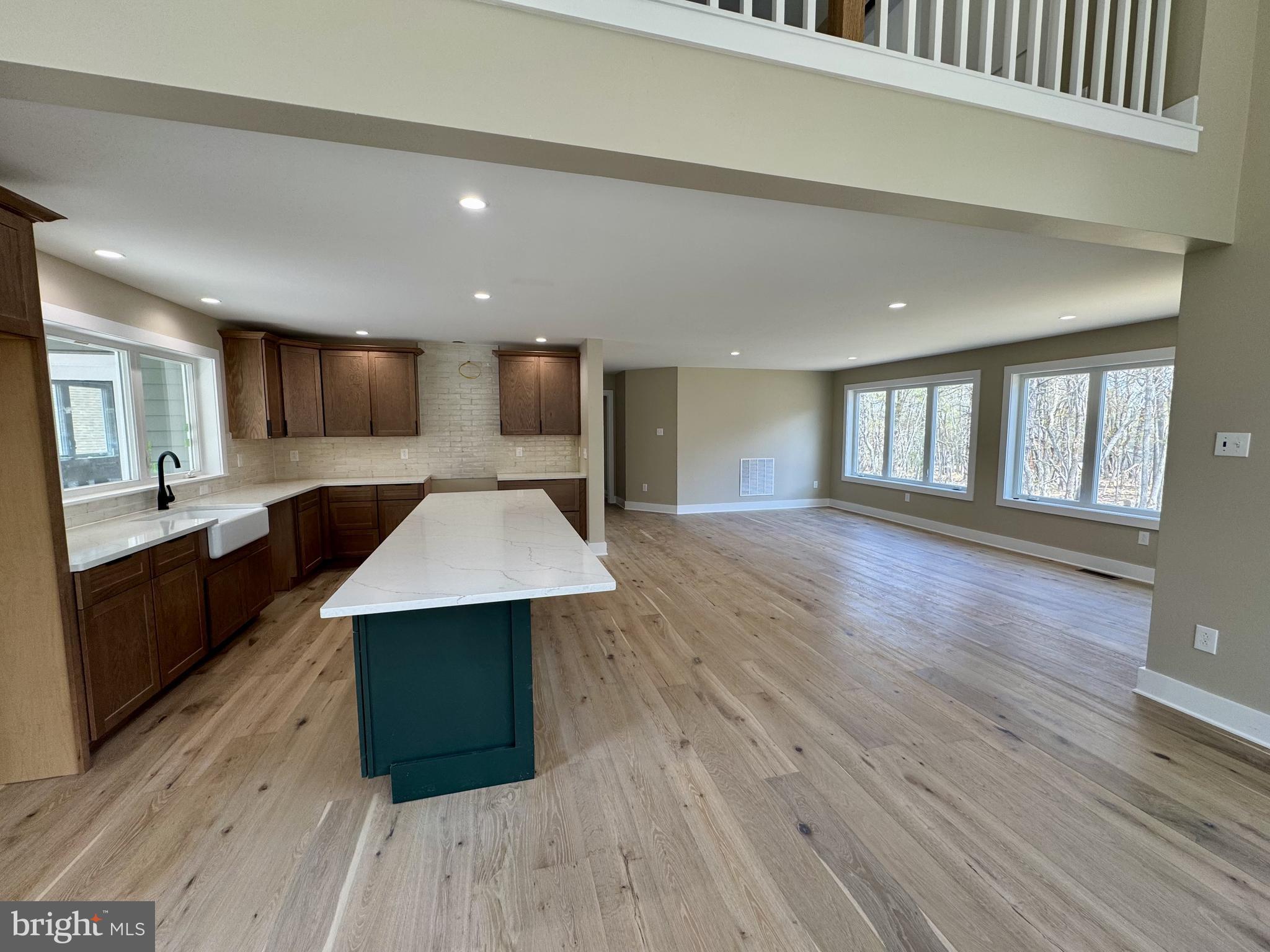 101 LINDBERGH CIRCLE
