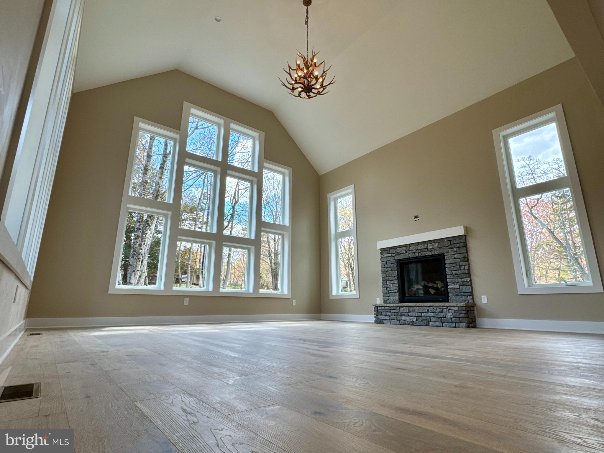 101 LINDBERGH CIRCLE