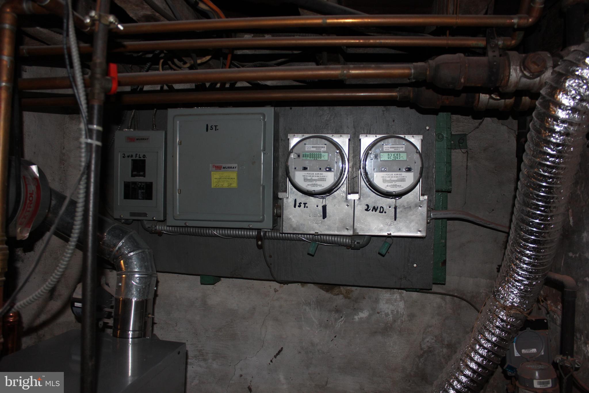 LOWER MOYAMENSING - Residential Lease