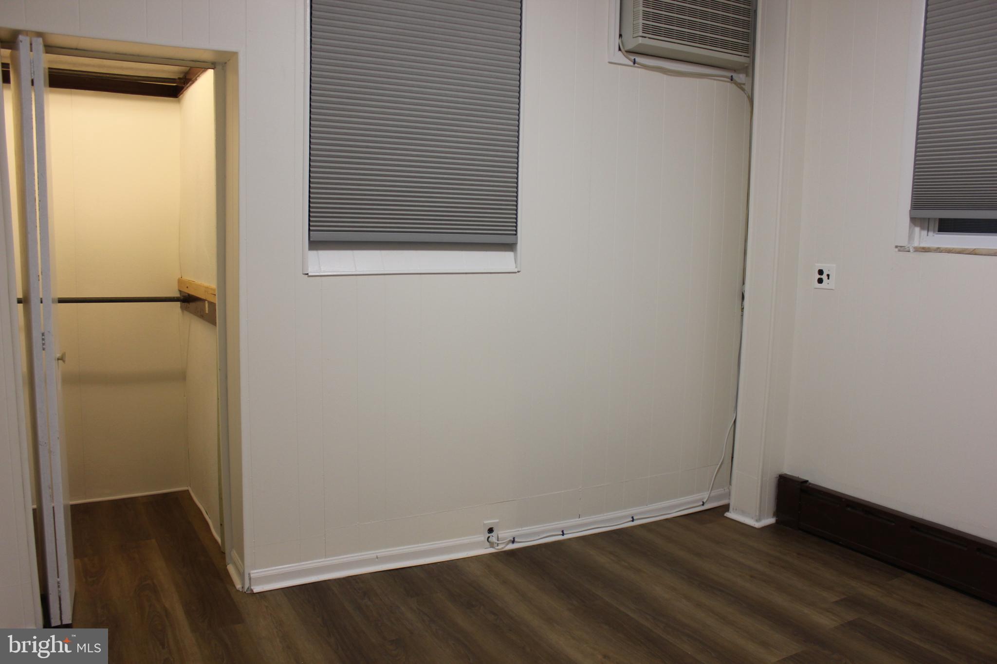 LOWER MOYAMENSING - Residential Lease