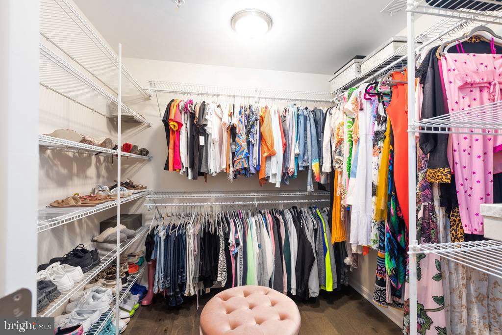 MONTFORD GLEN - Residential