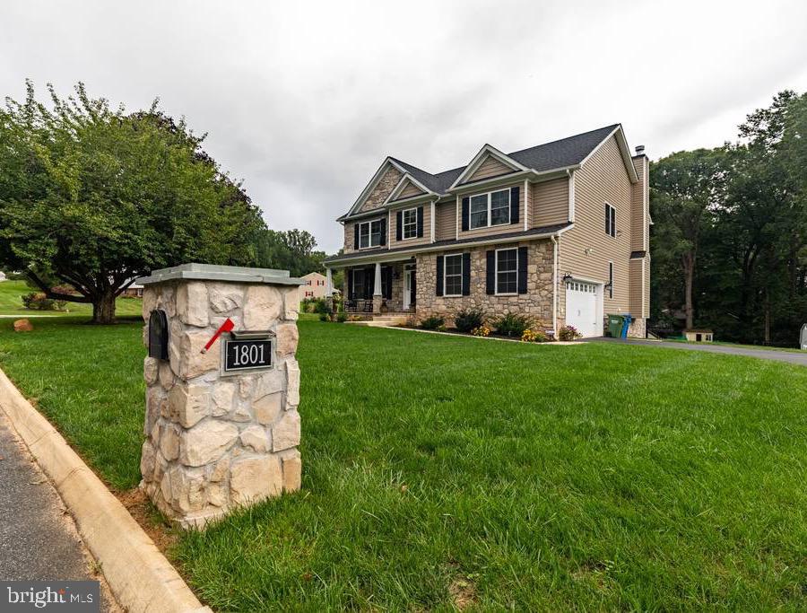 MONTFORD GLEN - Residential