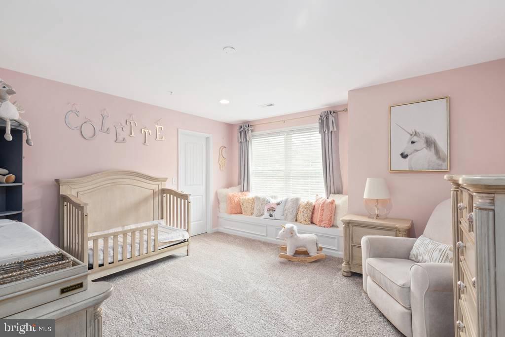 MONTFORD GLEN - Residential