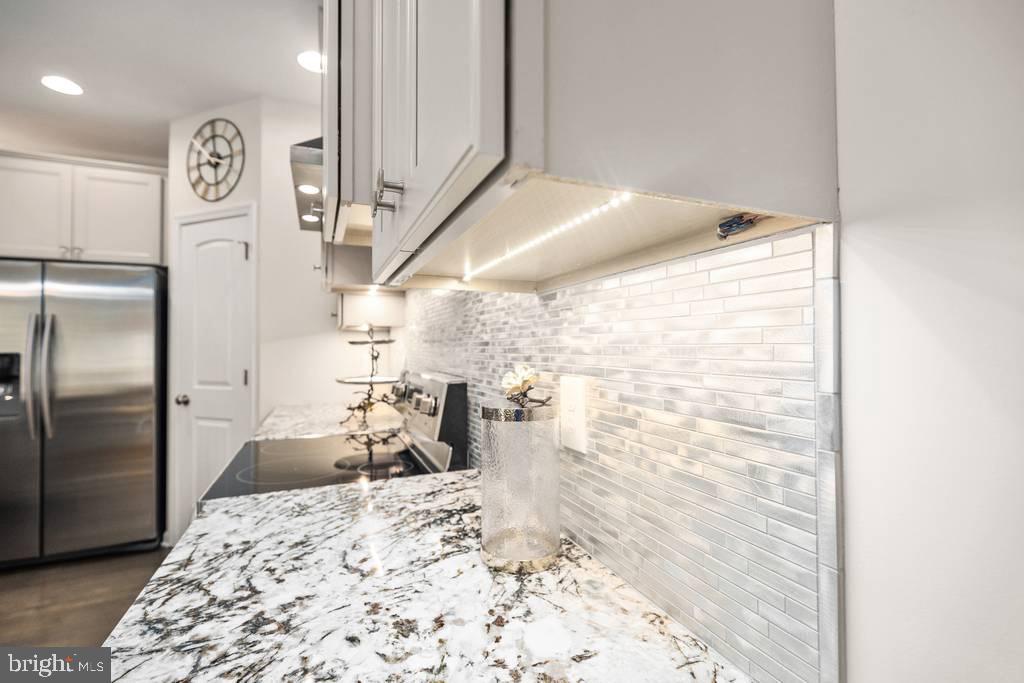 MONTFORD GLEN - Residential