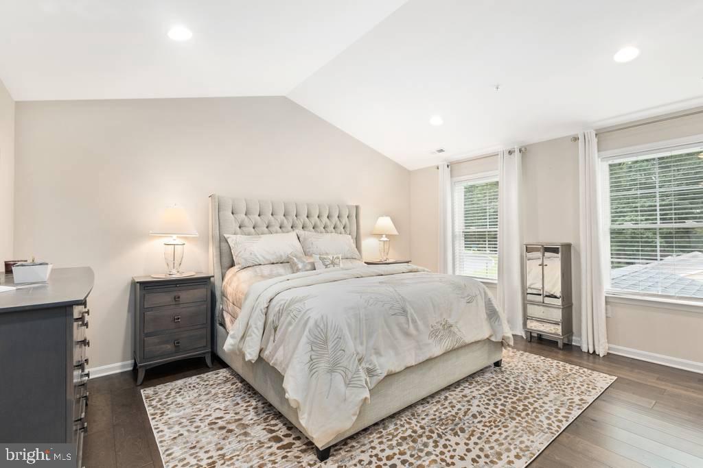 MONTFORD GLEN - Residential