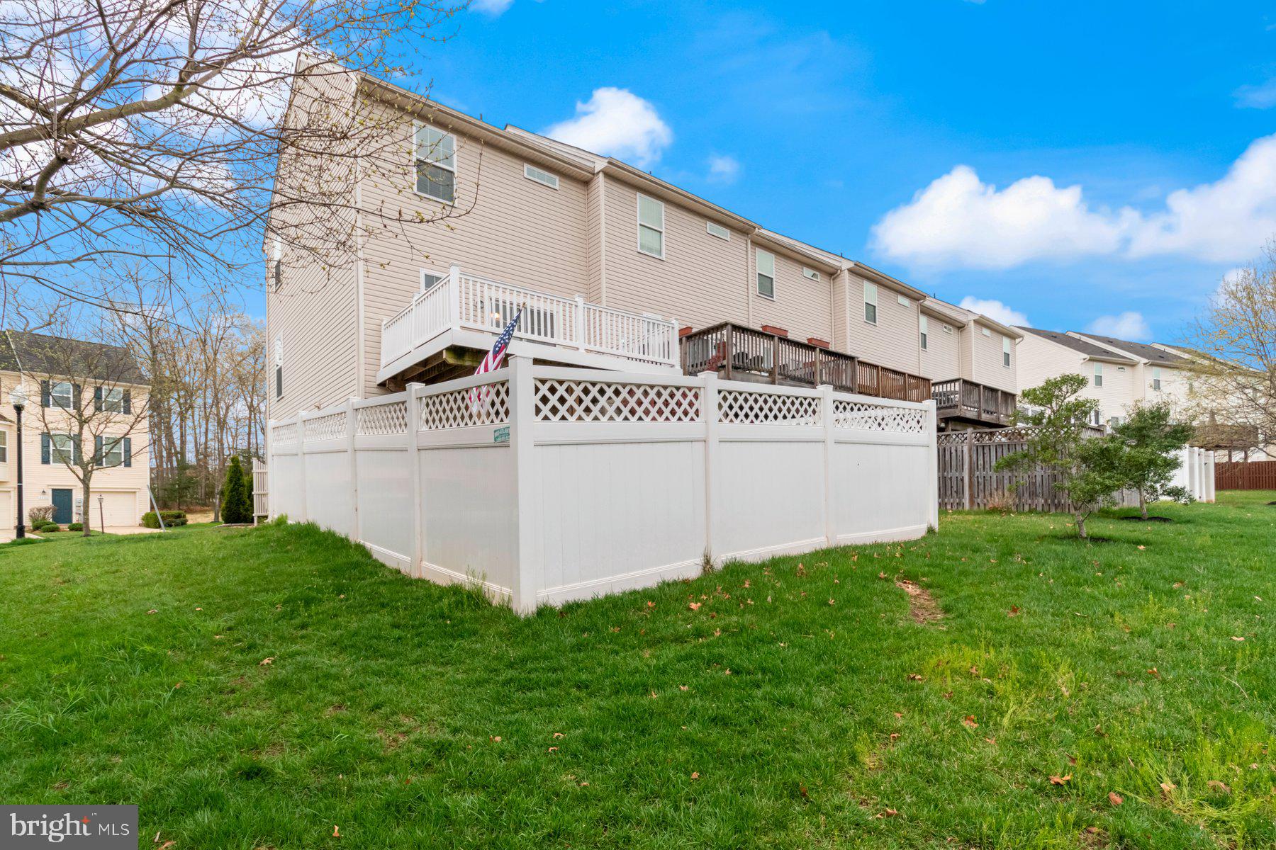 TANYARD SPRINGS - Residential