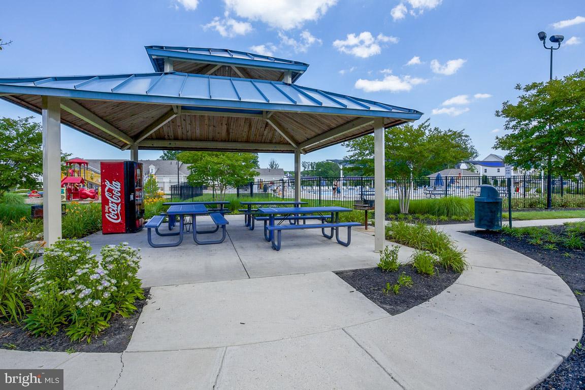 TANYARD SPRINGS - Residential