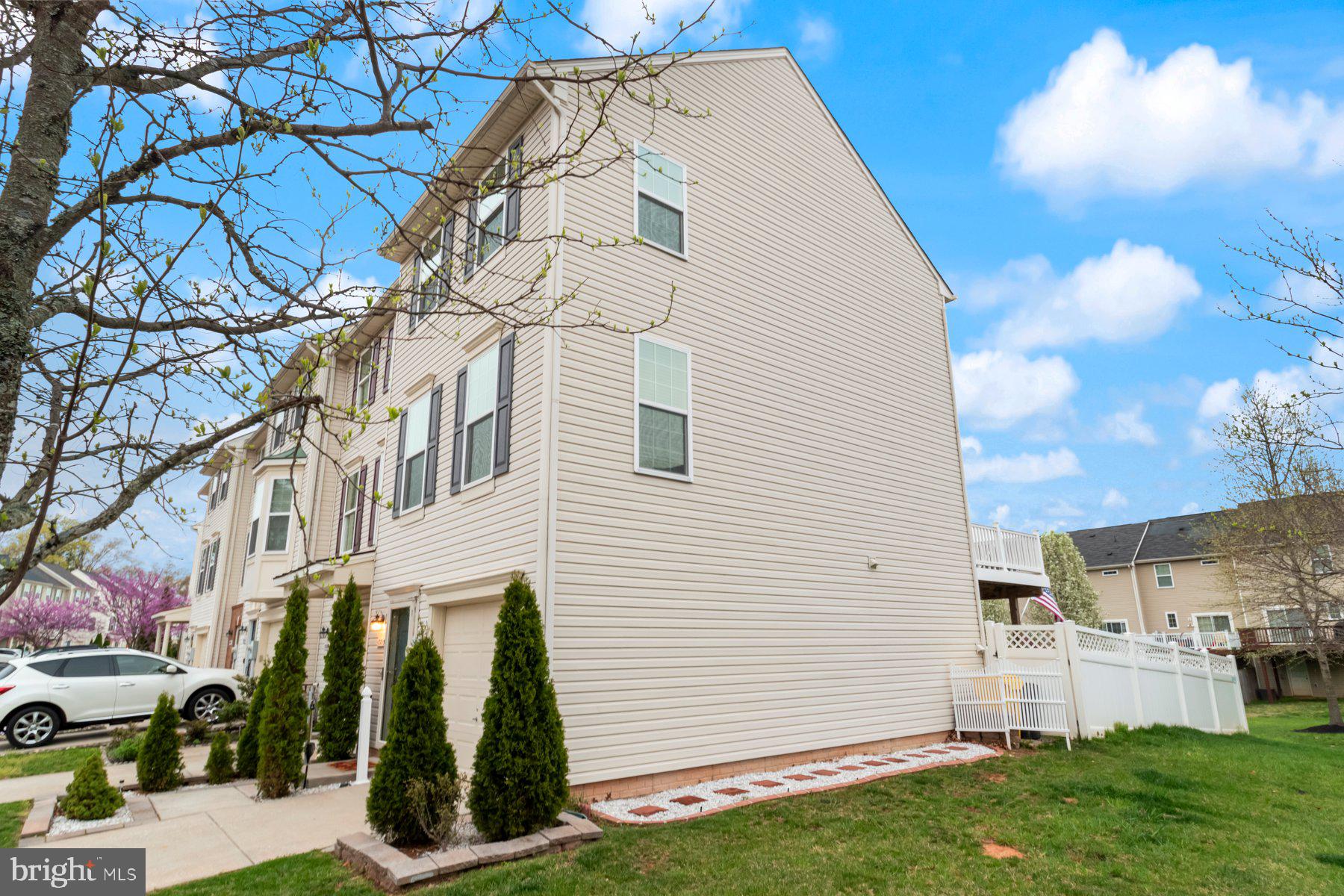 TANYARD SPRINGS - Residential