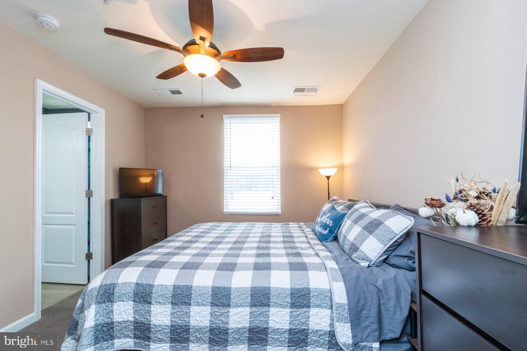 TANYARD SPRINGS - Residential