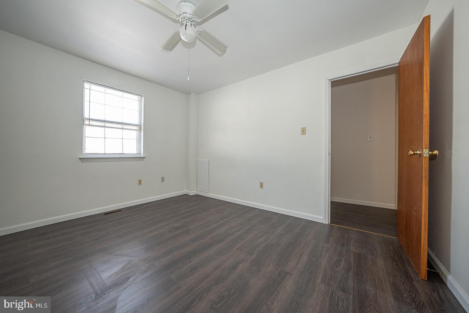 EAST FALLS - Residential Lease