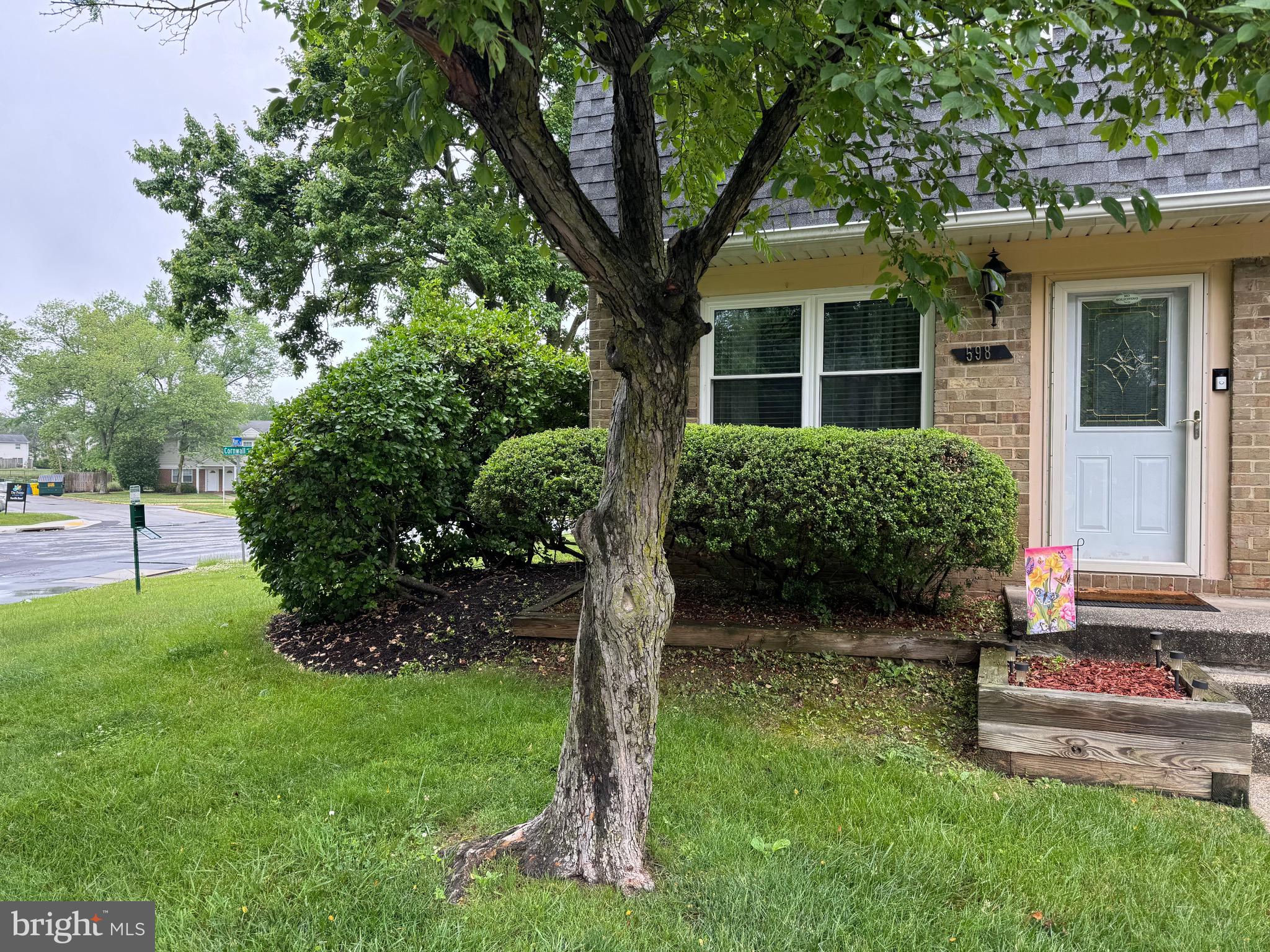 SUSSEX SQUARE CONDO - Residential