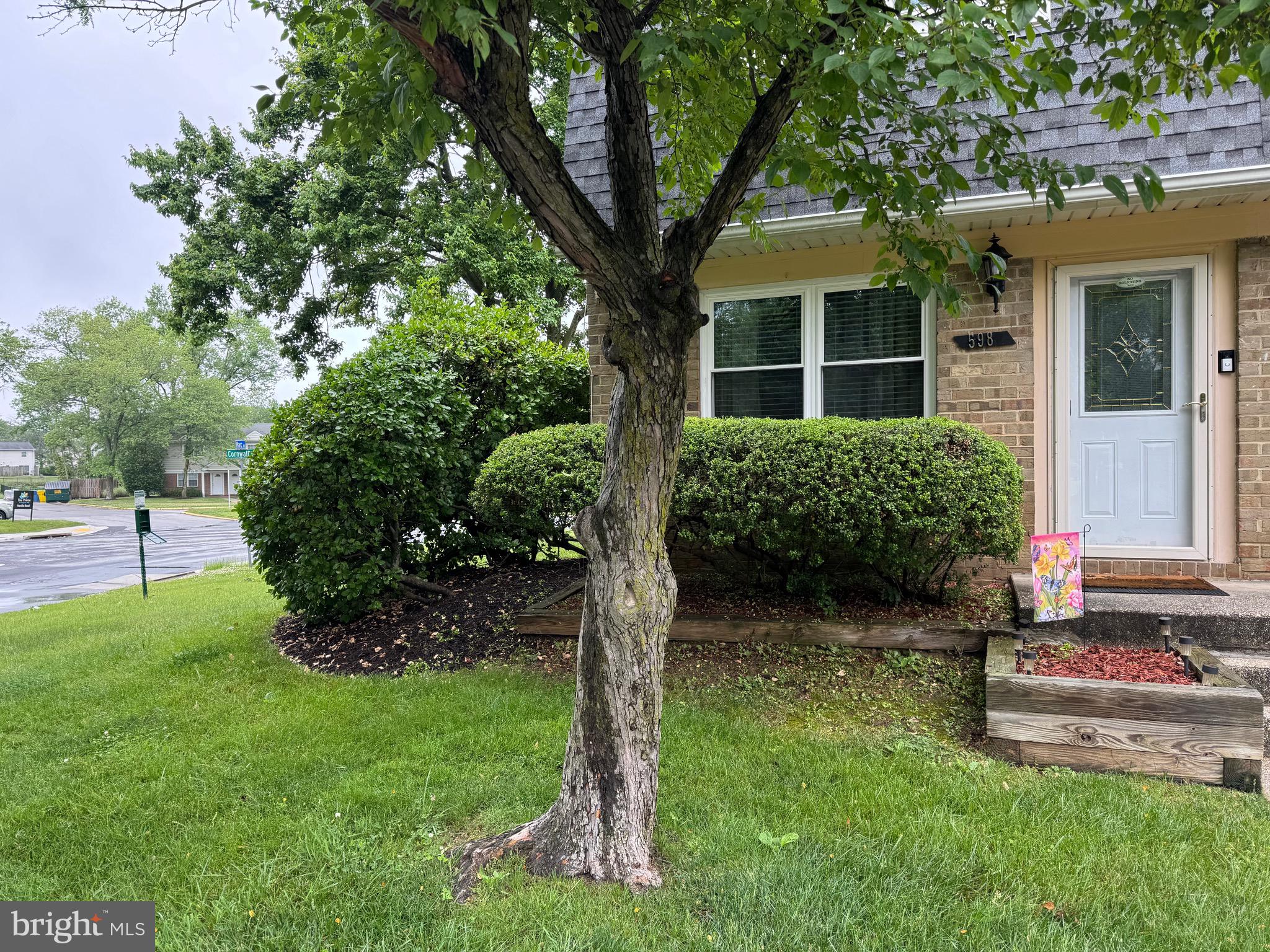 SUSSEX SQUARE CONDO - Residential