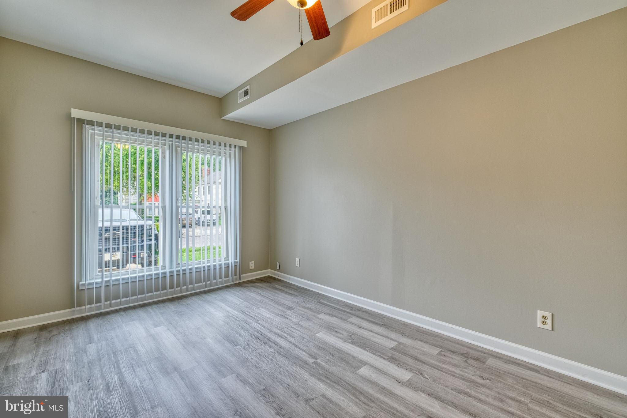 CHESTERFIELD - Residential