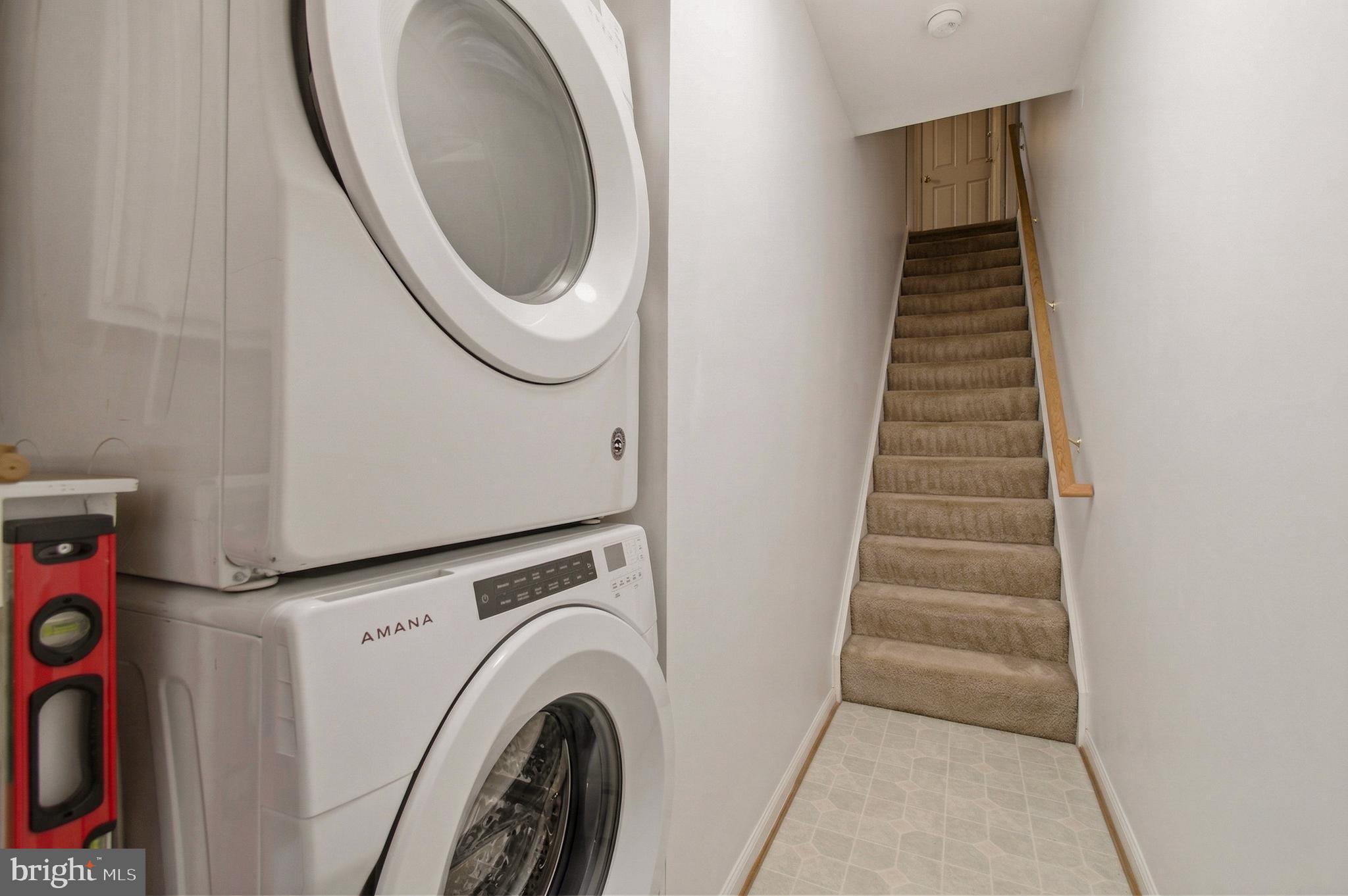 NANTUCKET MEWS @ CROFTON - Residential