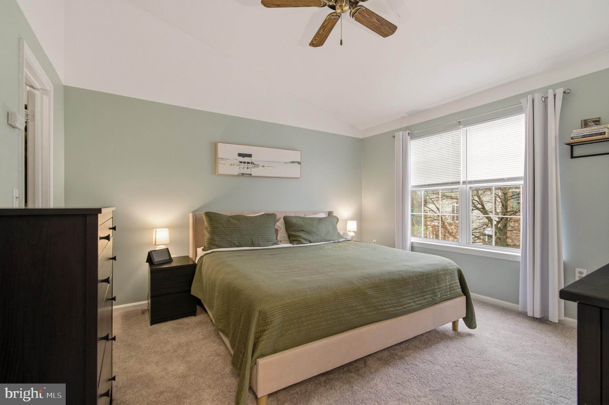 NANTUCKET MEWS @ CROFTON - Residential