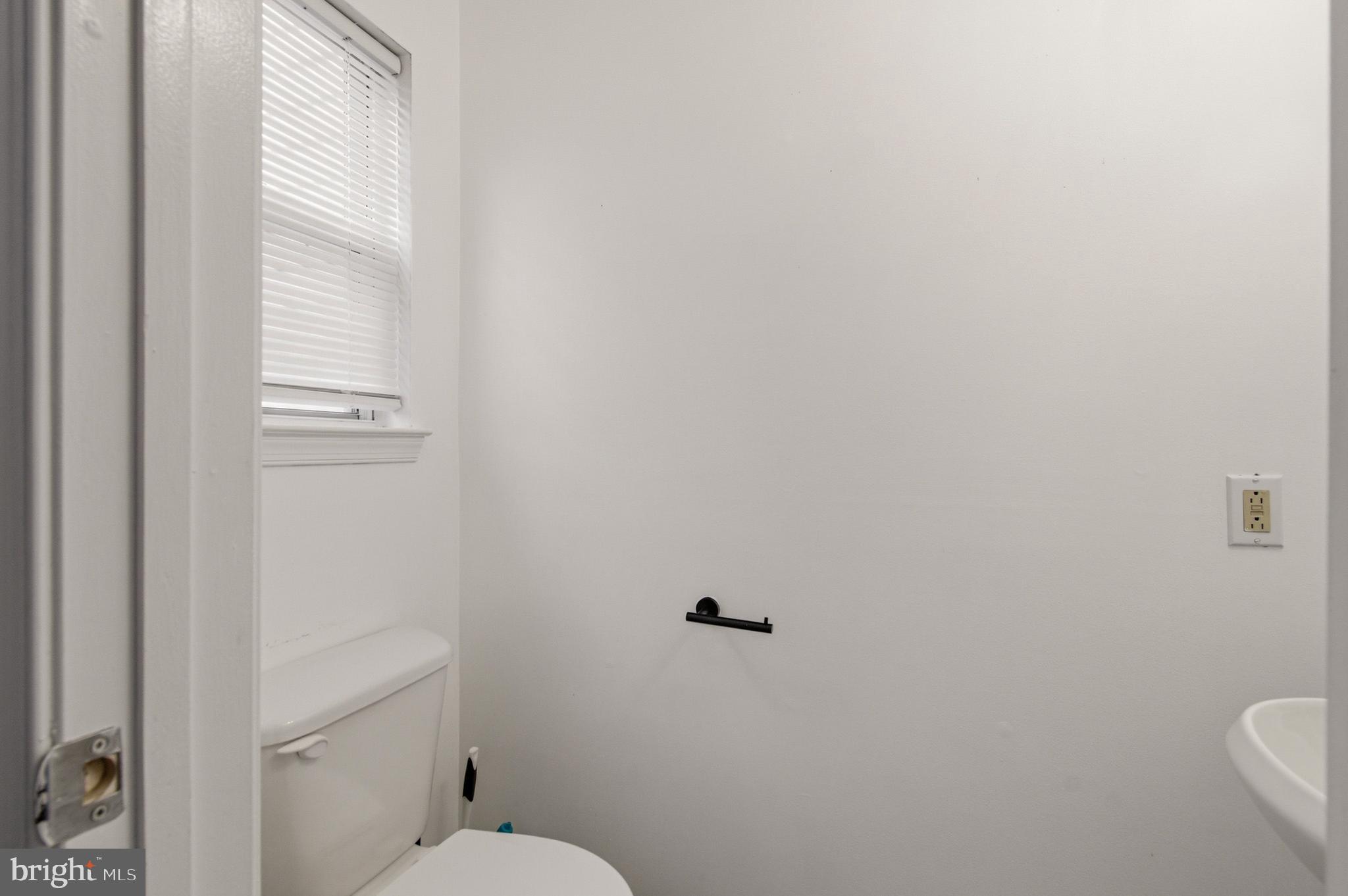 NANTUCKET MEWS @ CROFTON - Residential