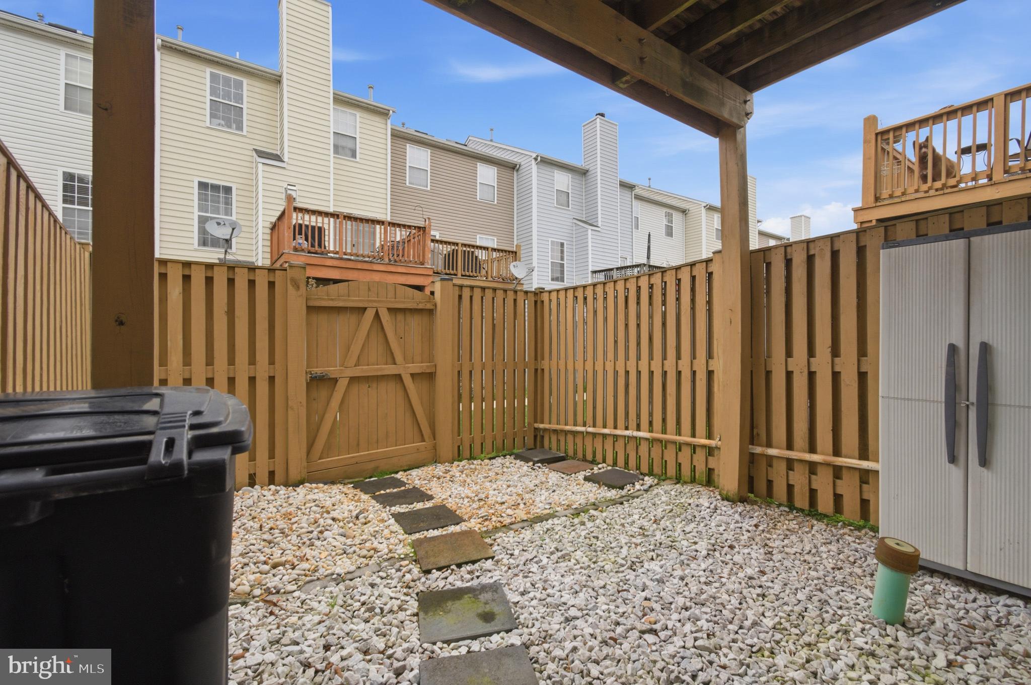 NANTUCKET MEWS @ CROFTON - Residential