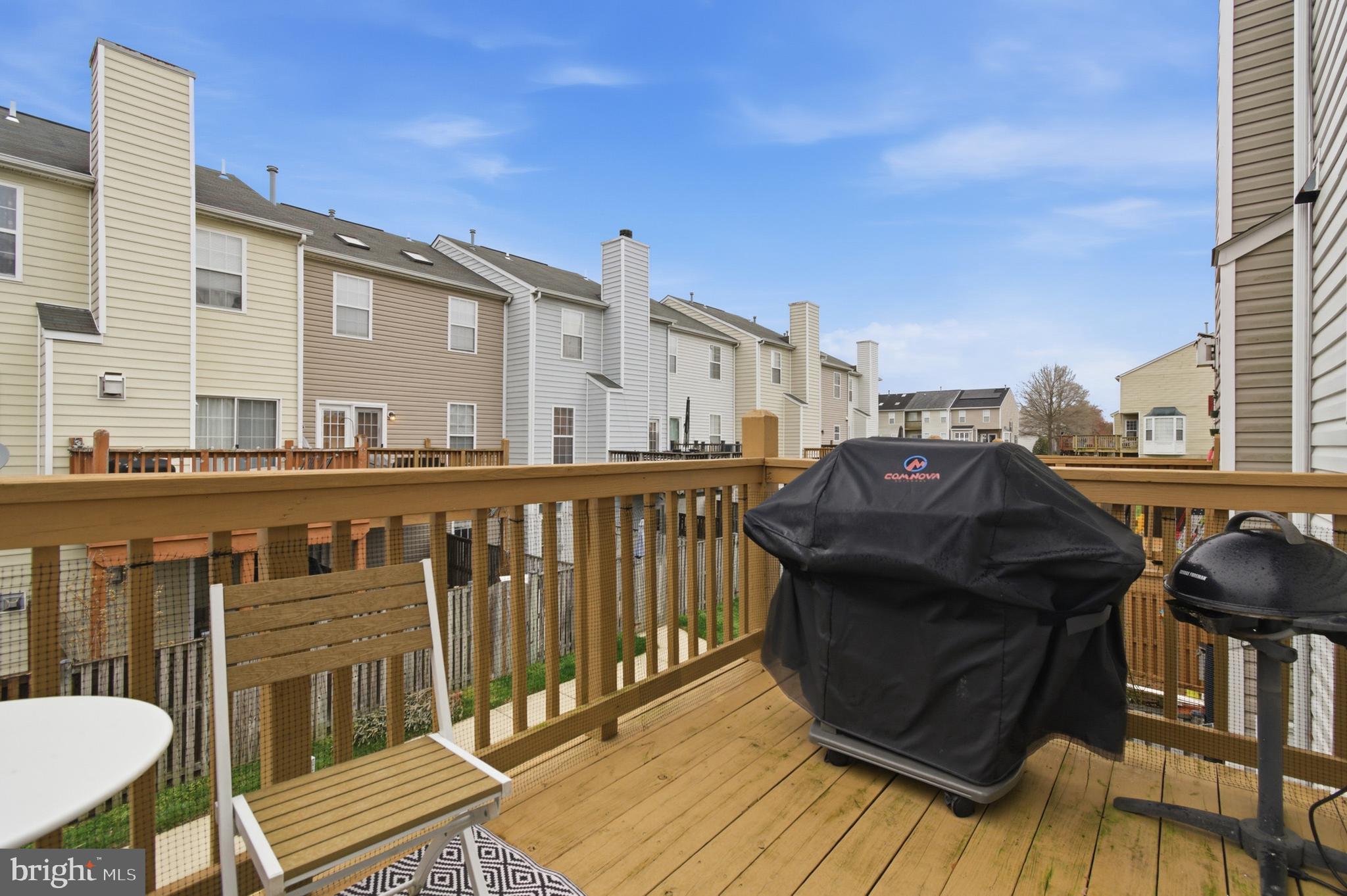 NANTUCKET MEWS @ CROFTON - Residential