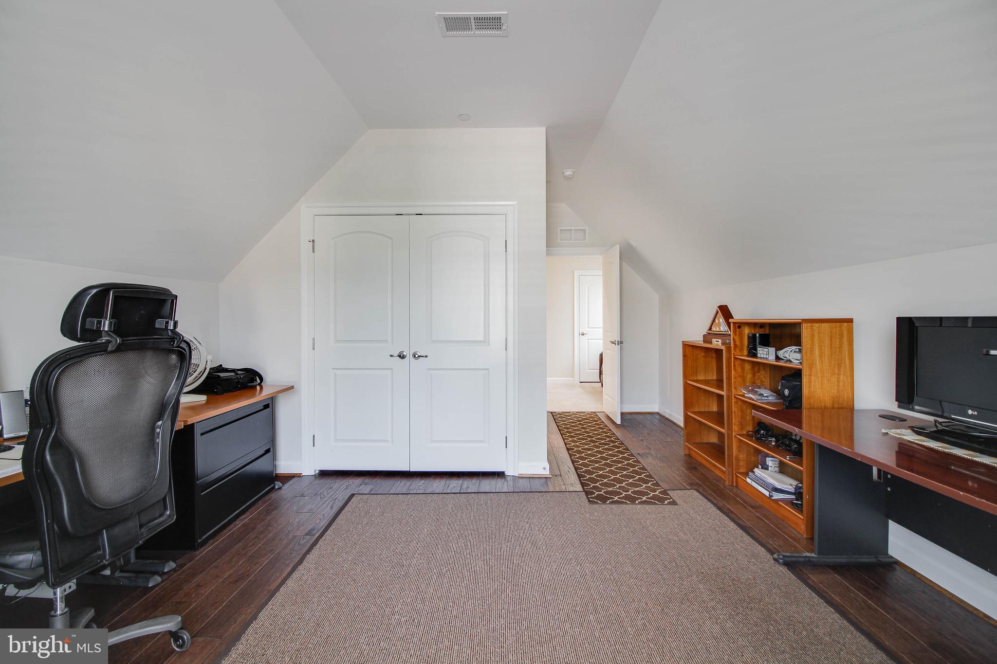 WAVERLY WOODS WEST - Residential