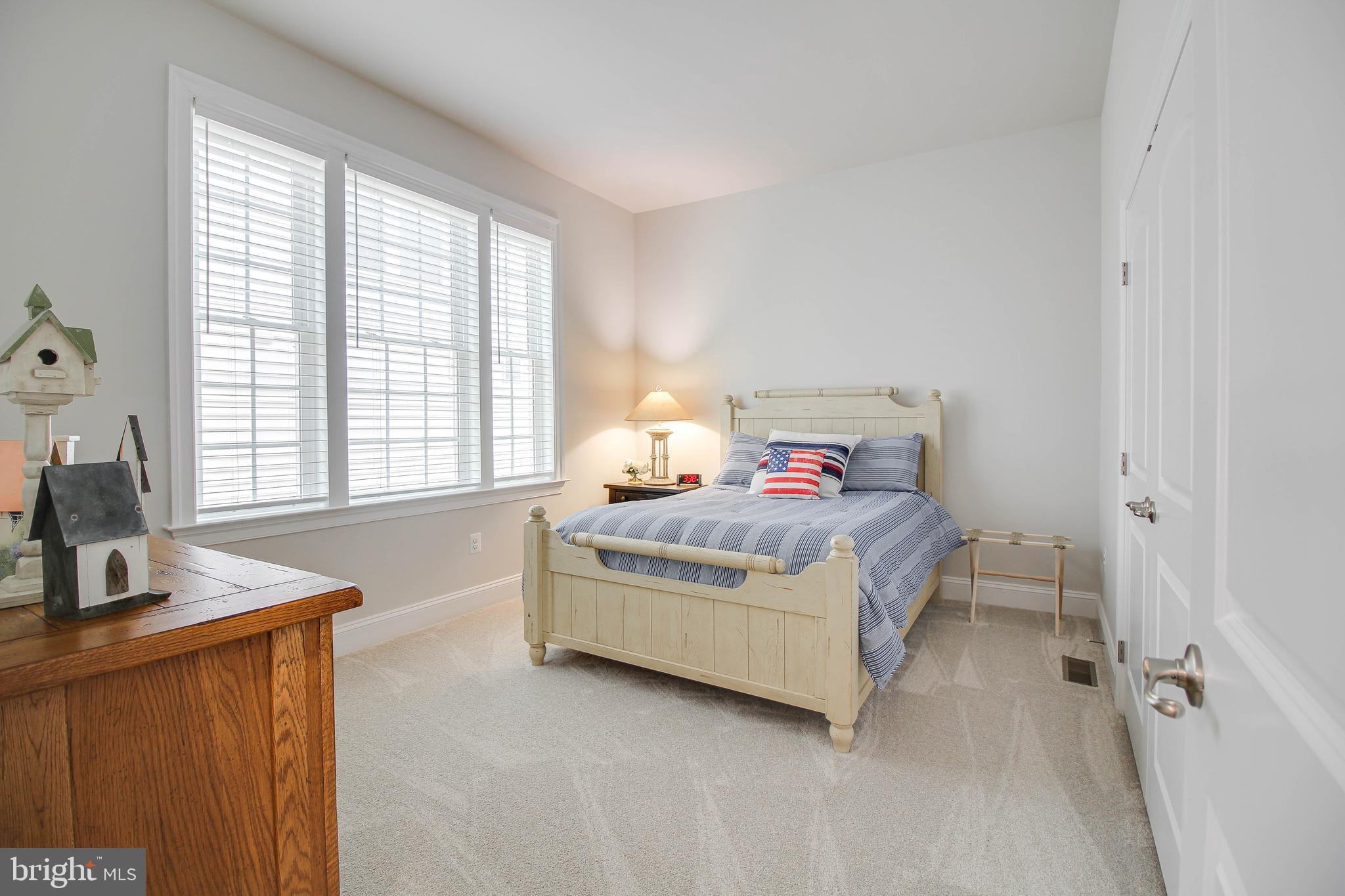 WAVERLY WOODS WEST - Residential