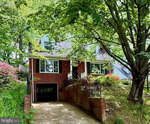 4260 25TH STREET N ARLINGTON VA 22207