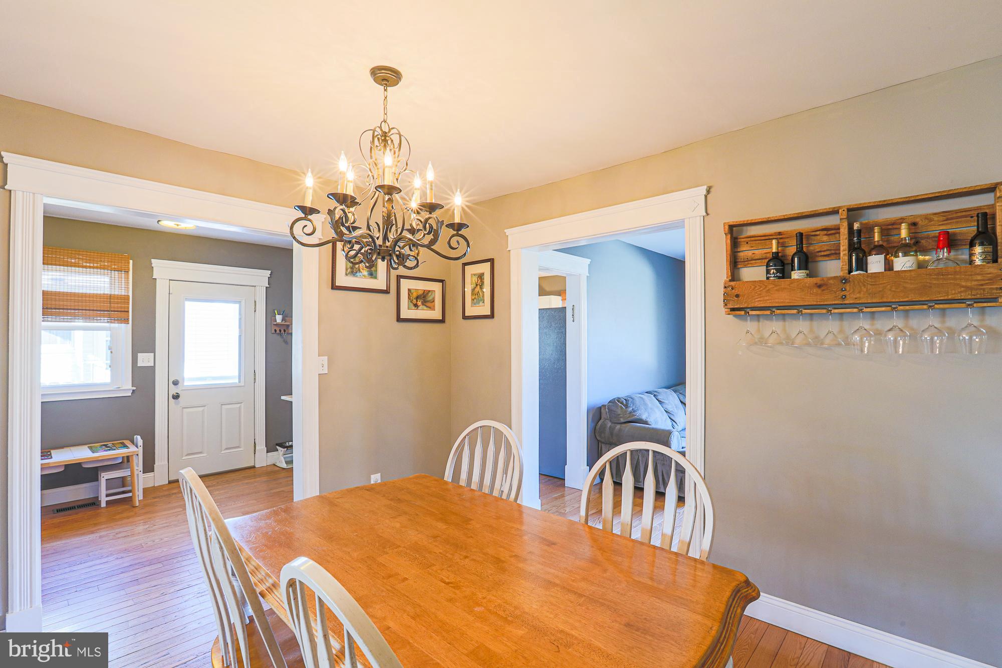 WILLOWDALE - Residential