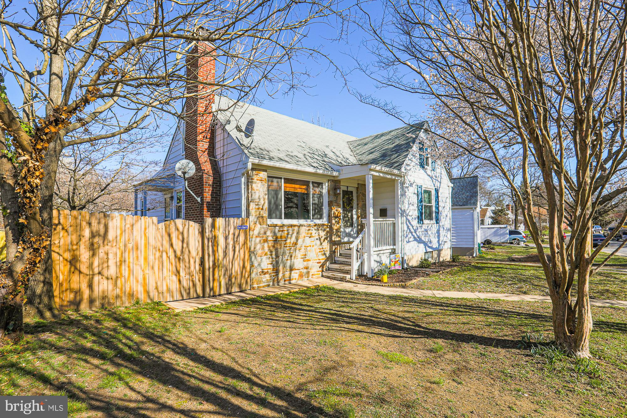 WILLOWDALE - Residential