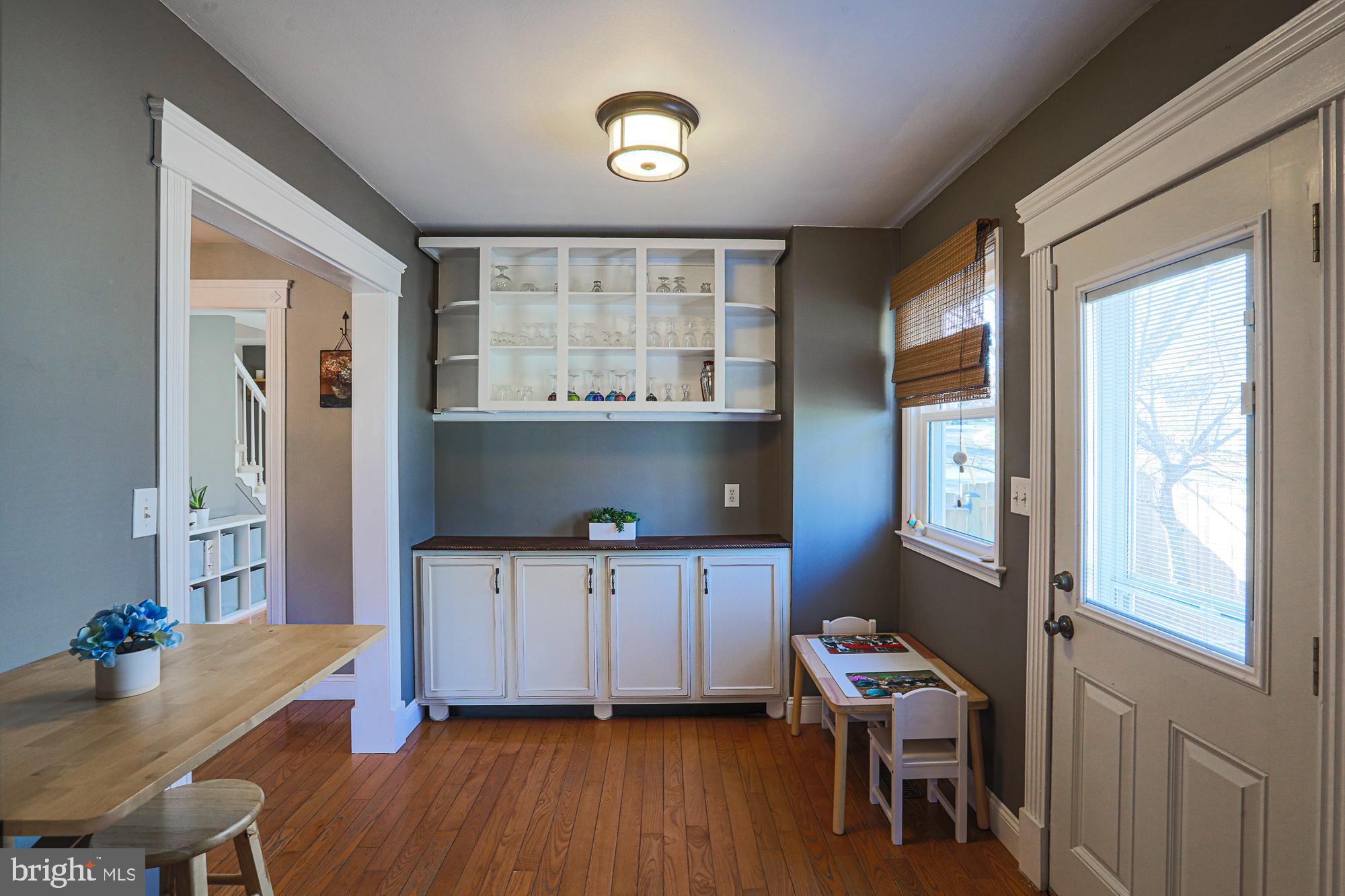 WILLOWDALE - Residential