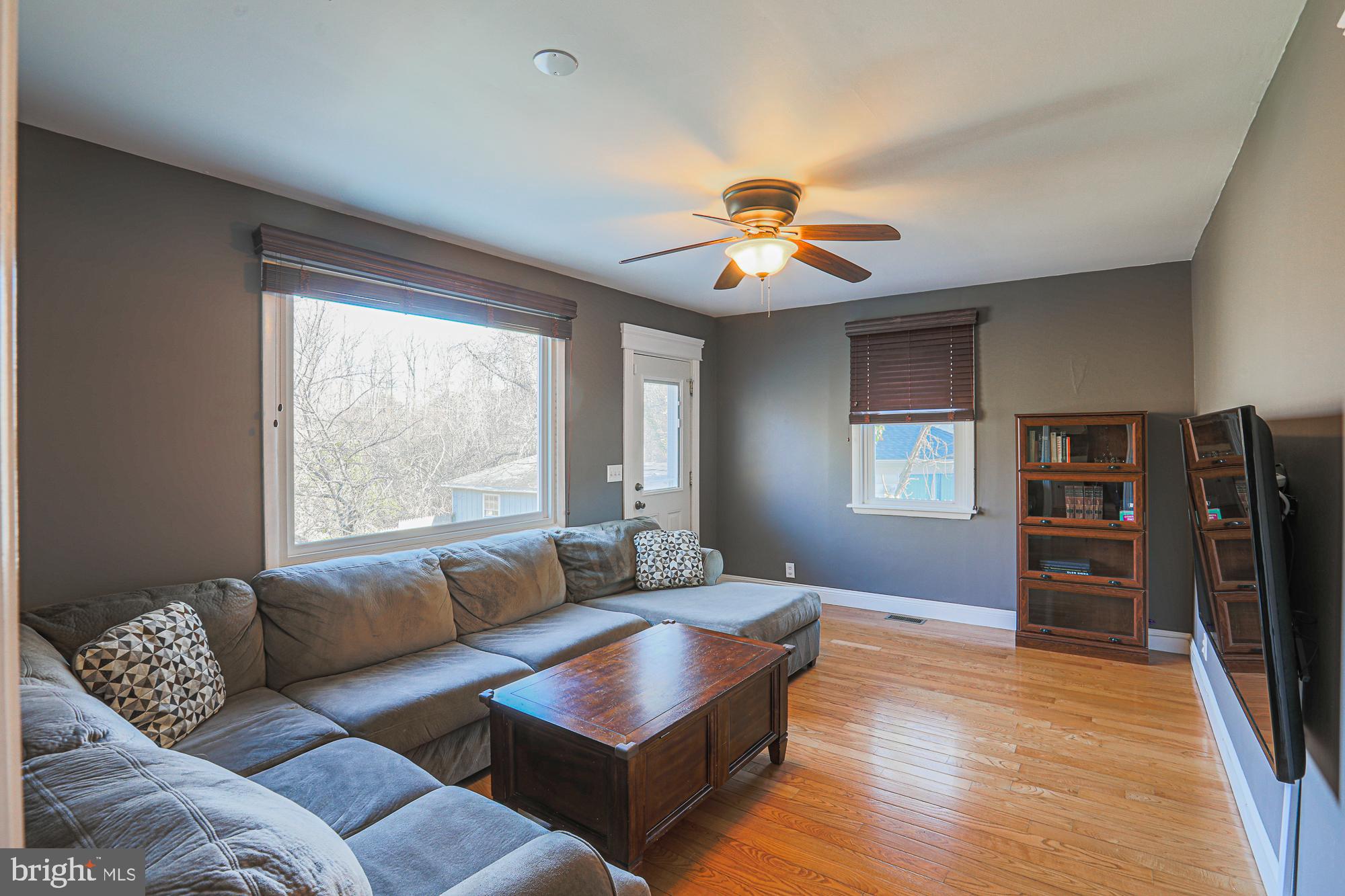 WILLOWDALE - Residential