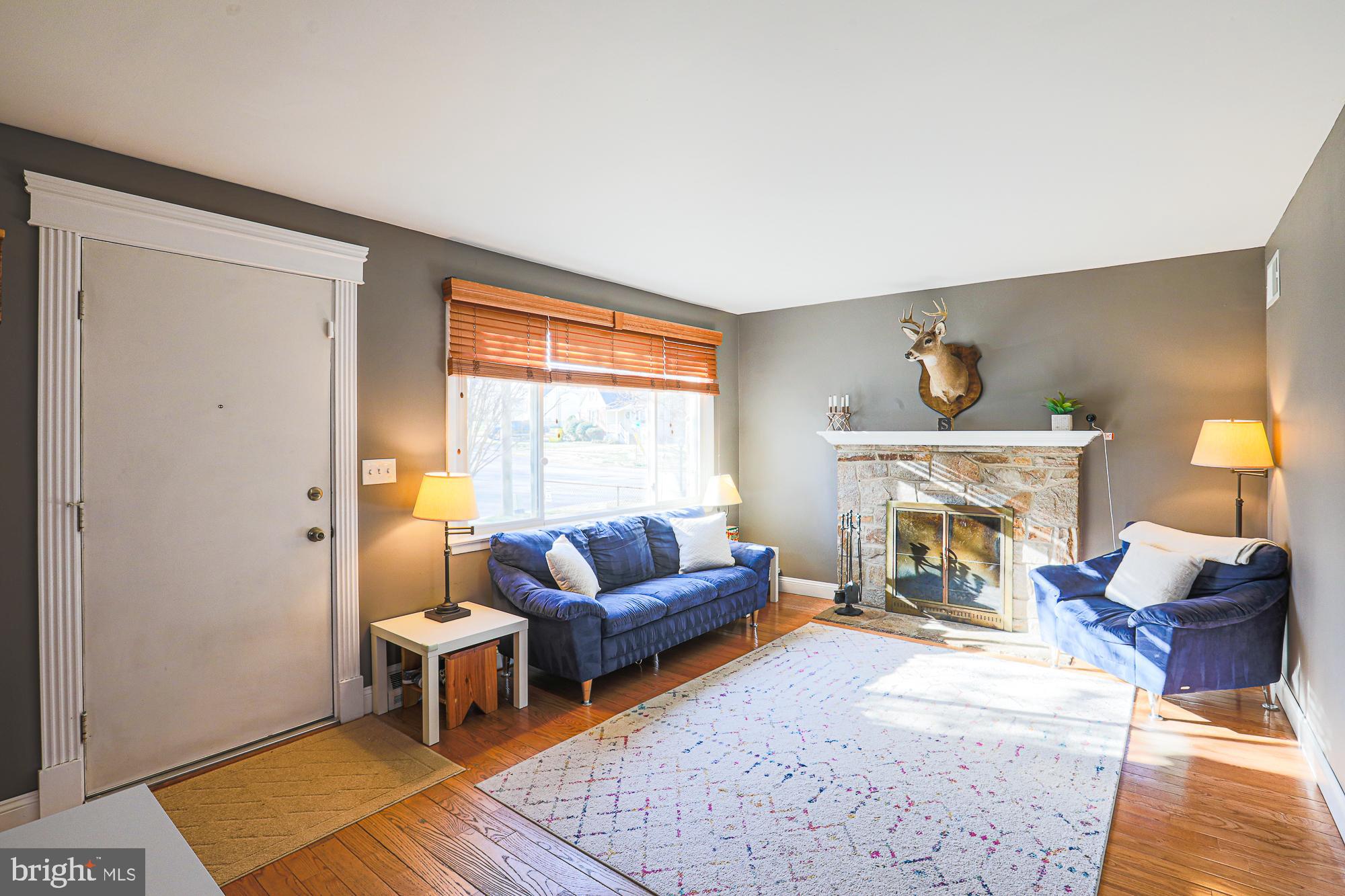 WILLOWDALE - Residential