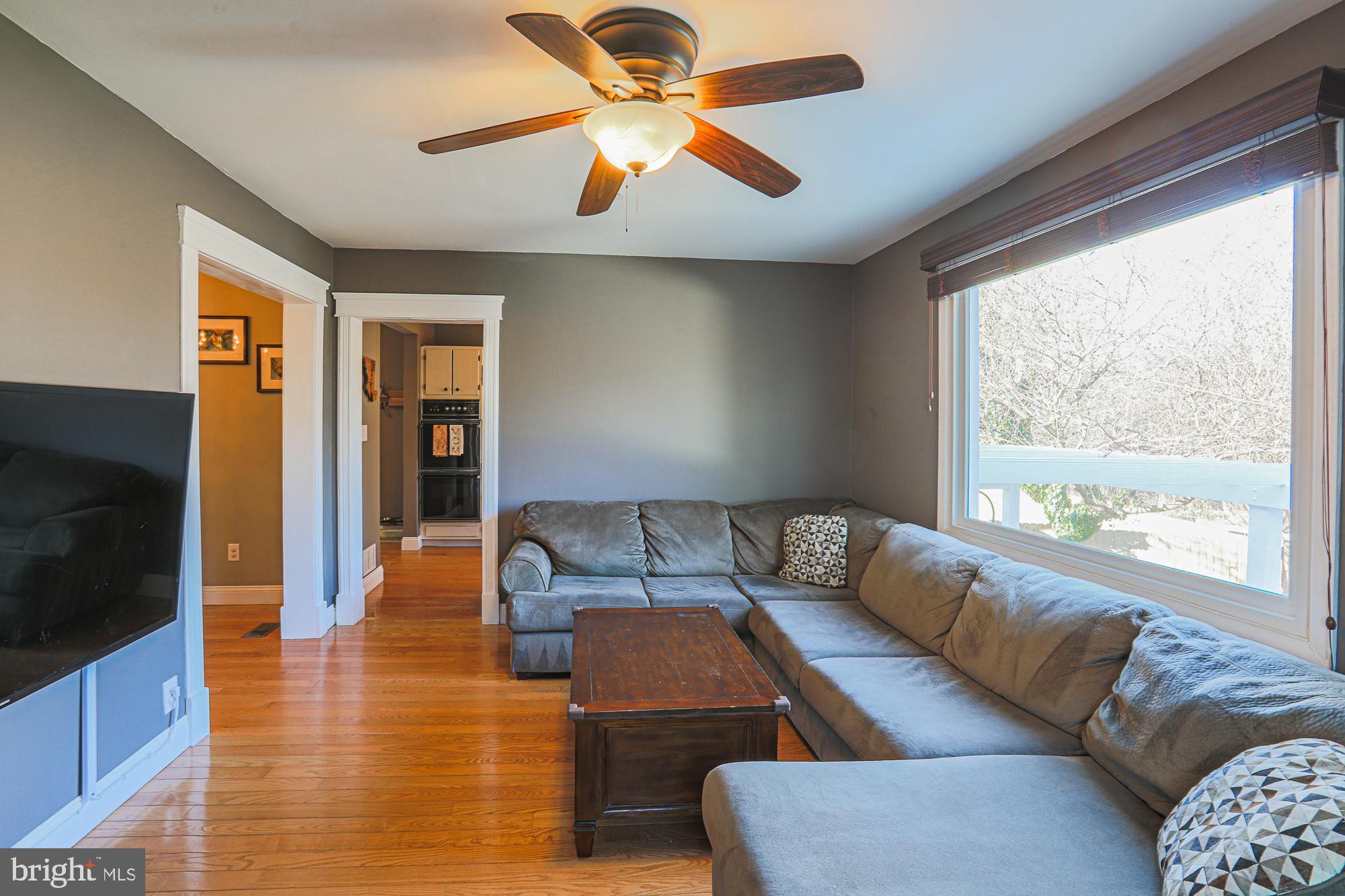 WILLOWDALE - Residential