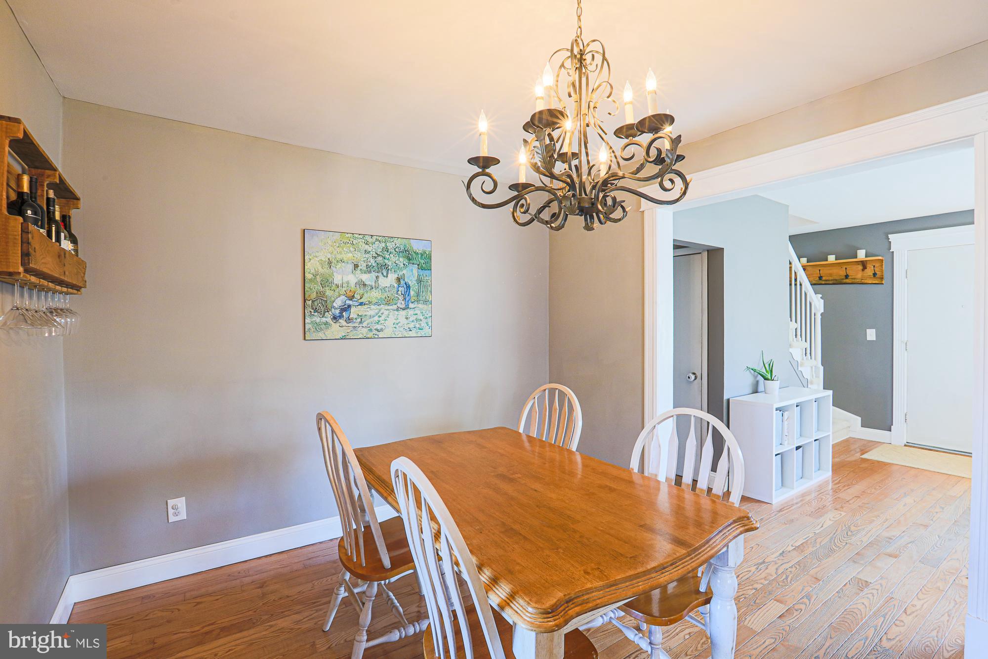 WILLOWDALE - Residential