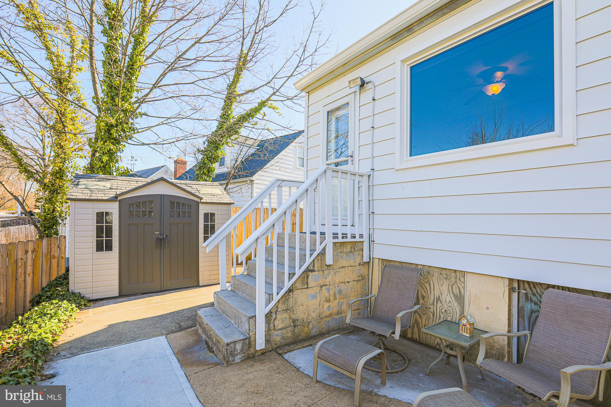 WILLOWDALE - Residential