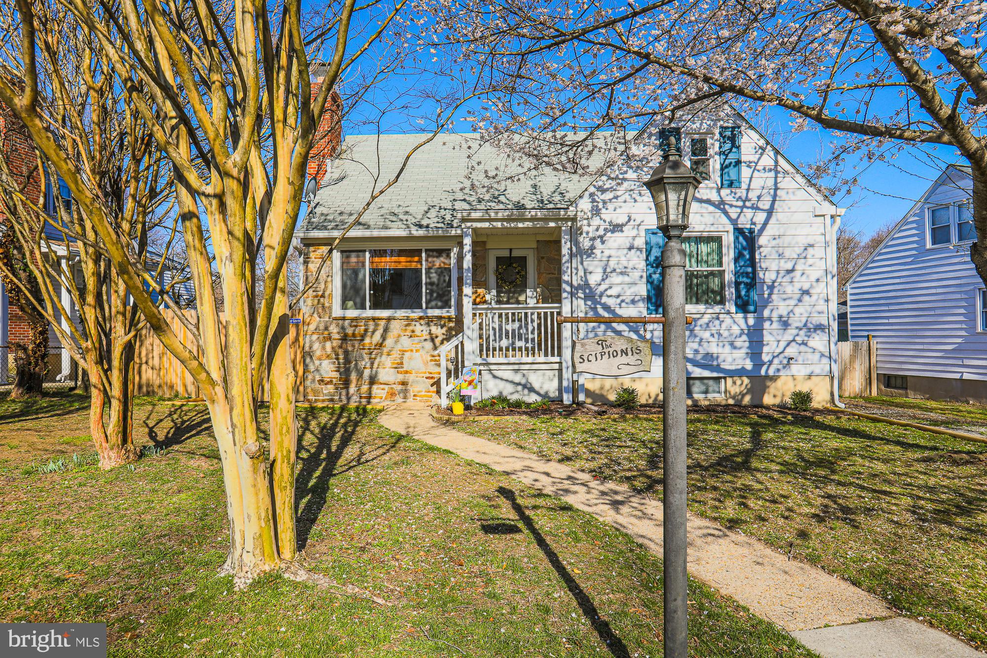 WILLOWDALE - Residential