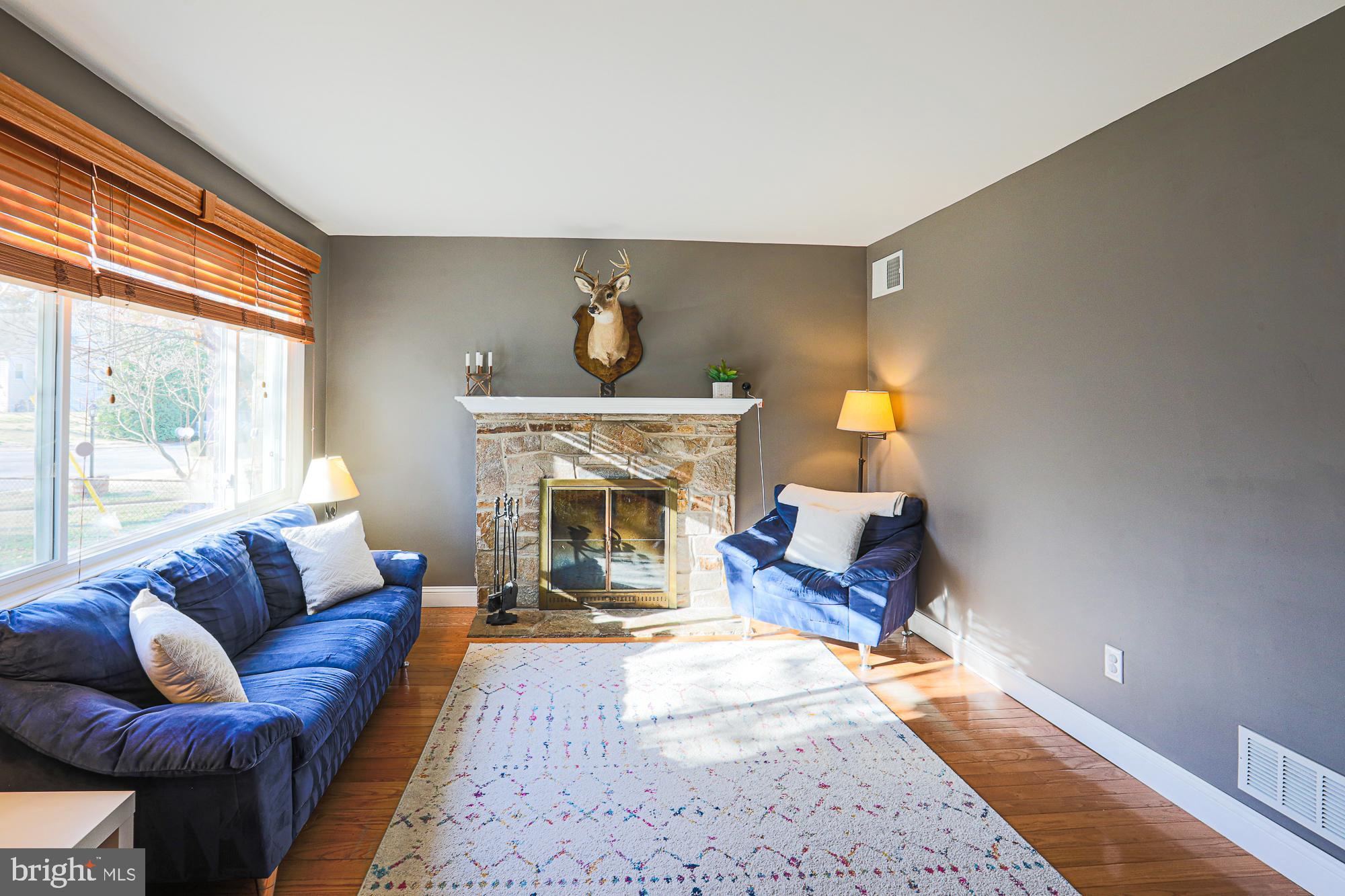 WILLOWDALE - Residential