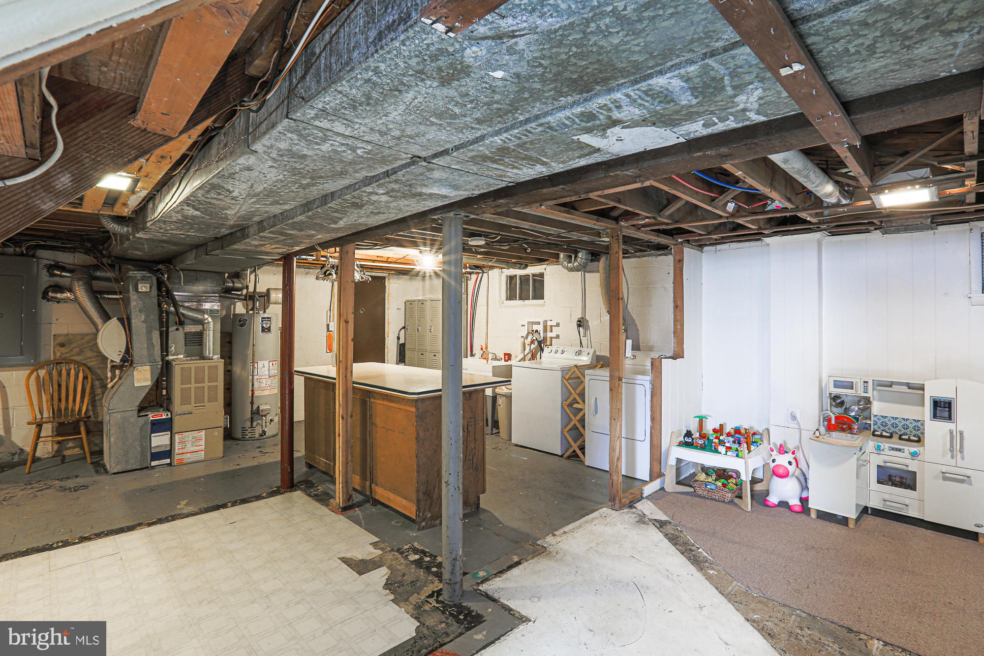 WILLOWDALE - Residential