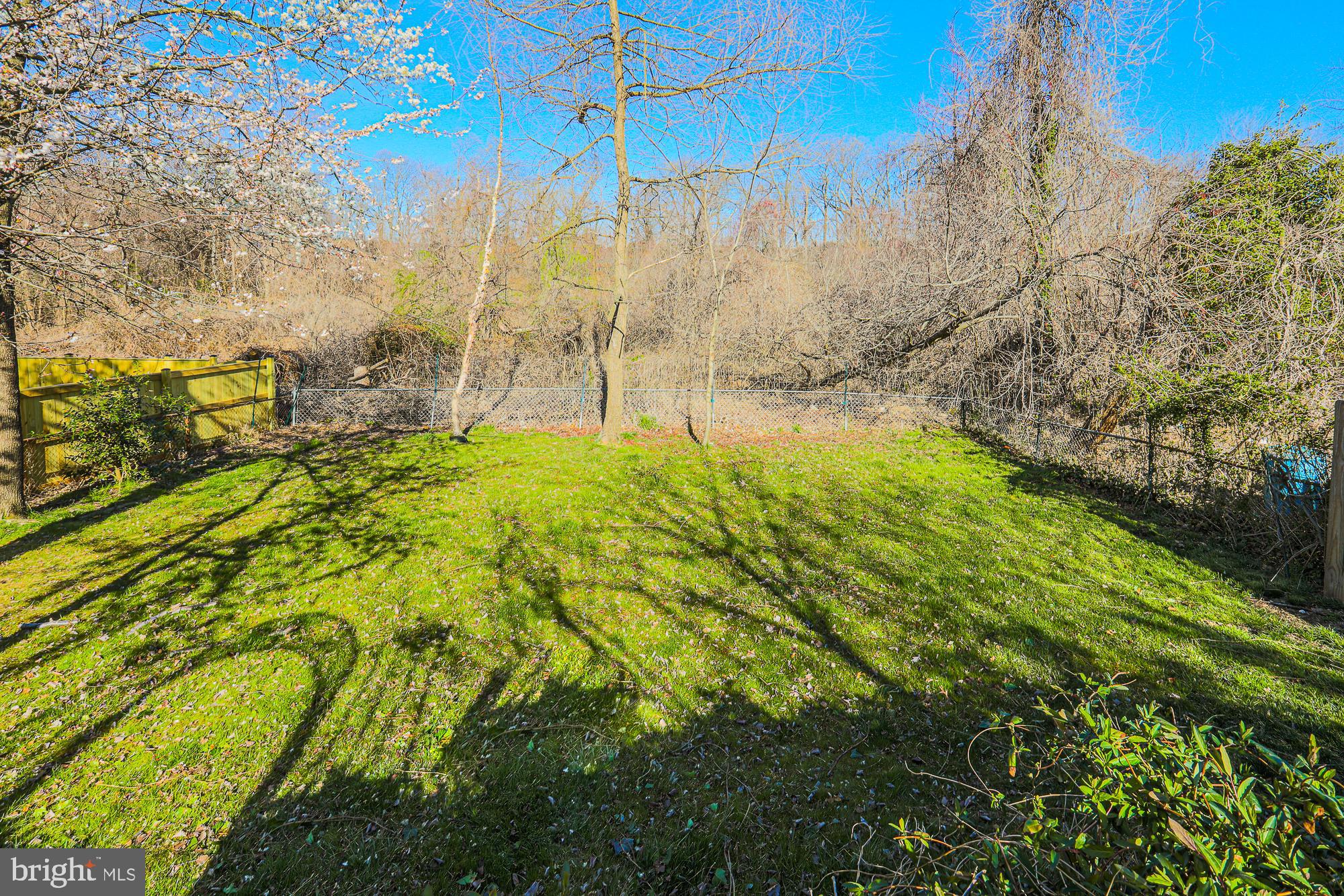 WILLOWDALE - Residential