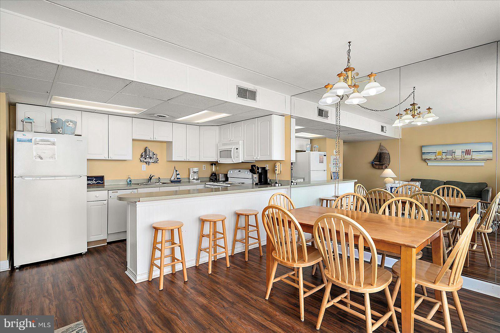 3001 ATLANTIC AVENUE 808