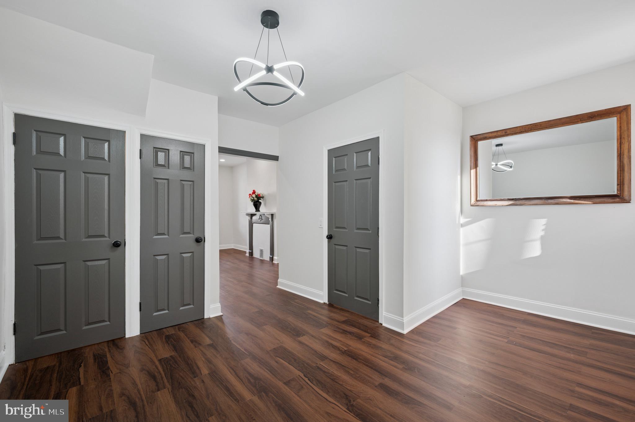 OVERBROOK - Residential