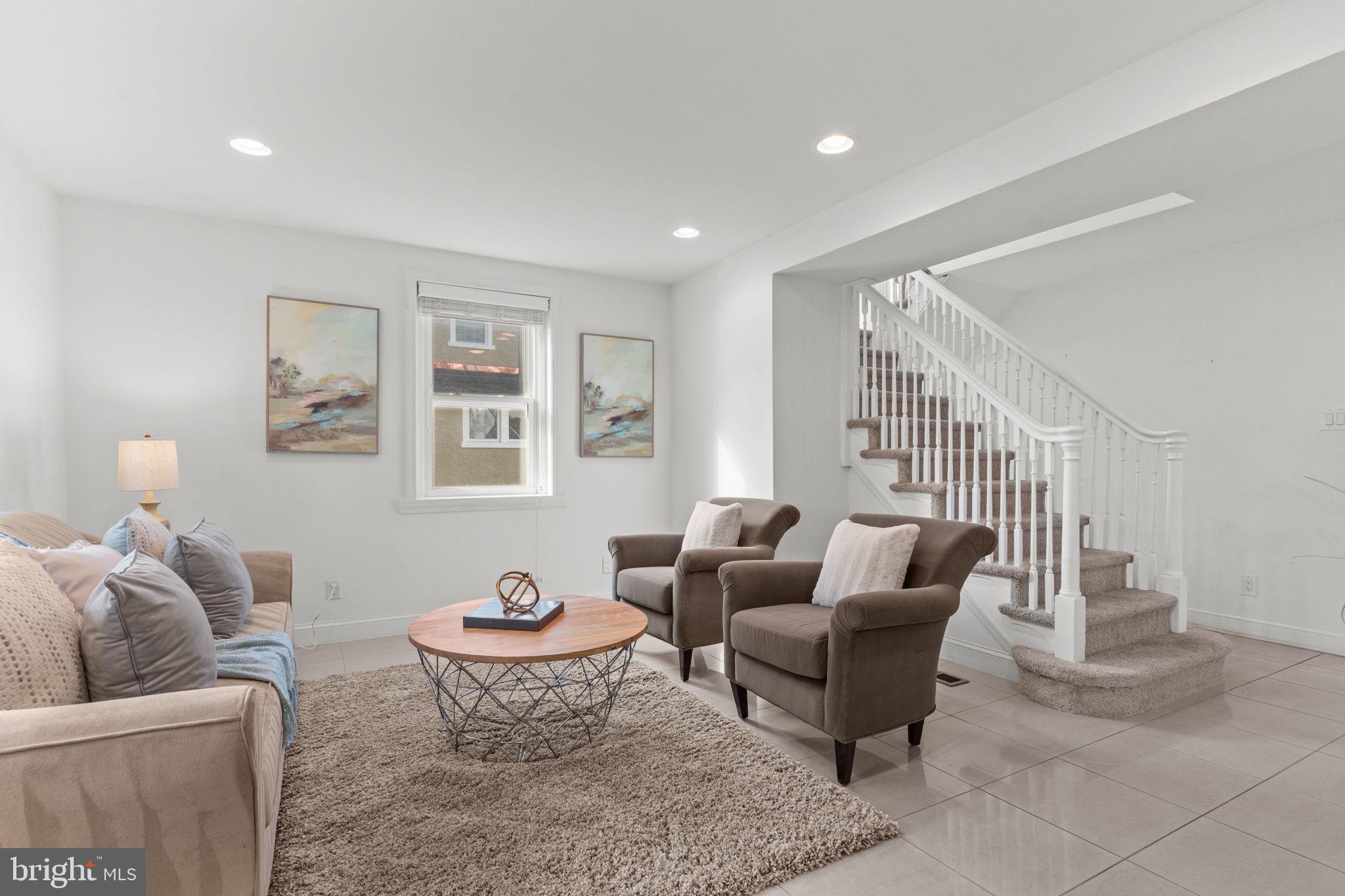 ELKINS PARK - Residential